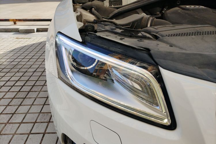 奥迪Q5 2017款 40 TFSI 舒适型车身外观8