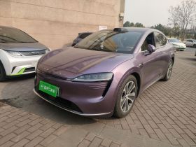 鸿蒙智行 智界R7 2024款 纯电 736km UItra