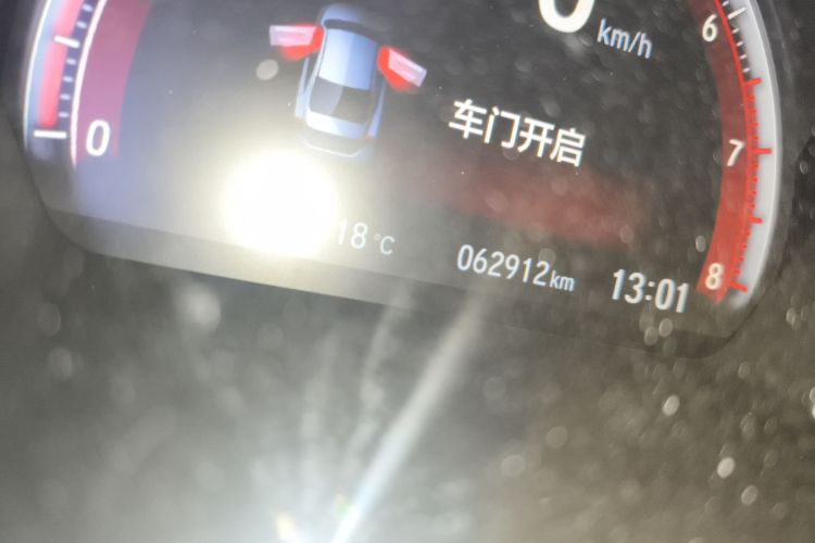 本田 思域 2019款 220TURBO CVT燃动版 国VI中控内饰15