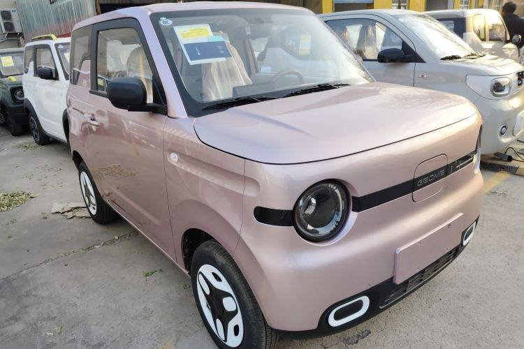 吉利银河 熊猫 2025款 210km 元气熊车身外观3