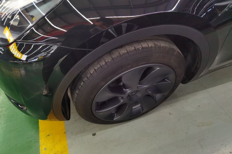 特斯拉 Model Y 2022款 改款 后轮驱动版车身外观6007