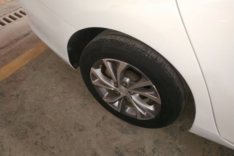 别克 威朗 2022款 Pro 533T 乐享版车身外观6008