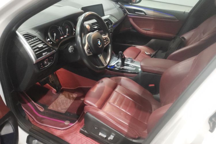 宝马X4 2019款 xDrive25i M运动套装中控内饰19