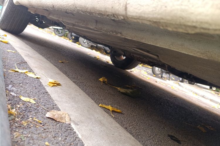 大众 朗逸 2013款 改款经典 1.6L 手动风尚版局部细节9001