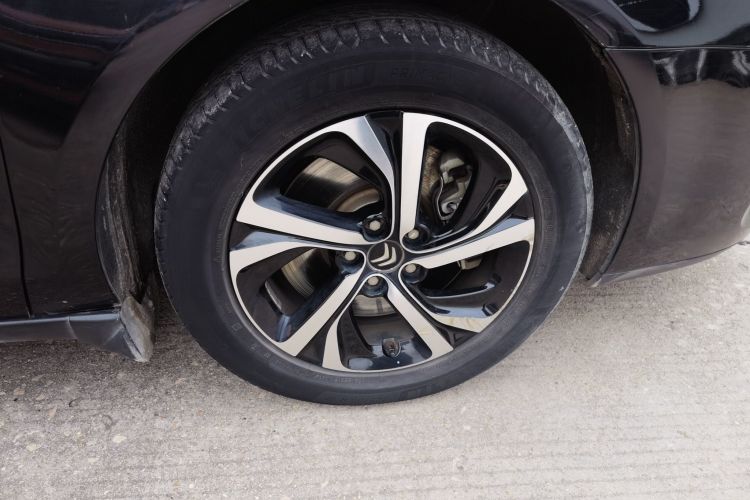 雪铁龙C5 2017款 350THP 自动豪华型车身外观10