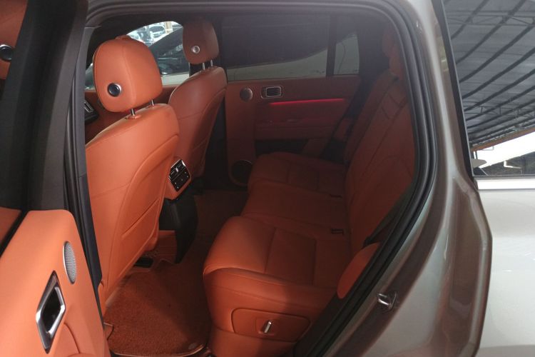 理想汽车 理想L6 2024款 Max中控内饰21