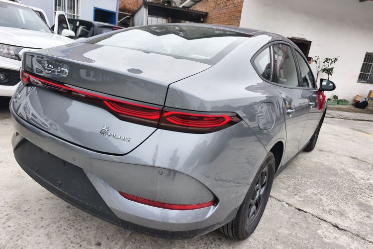 比亚迪 秦PLUS 2025款 DM-i 智驾版 55KM领先型车身外观6005