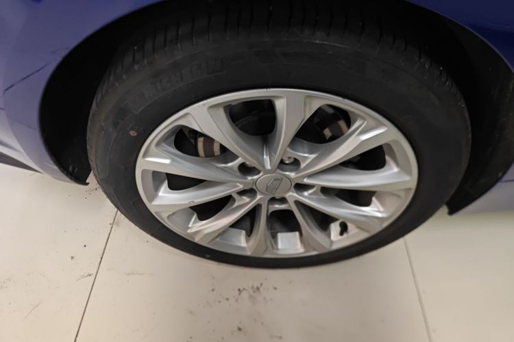 凯迪拉克CT5 2021款 28T 豪华型车身外观6008