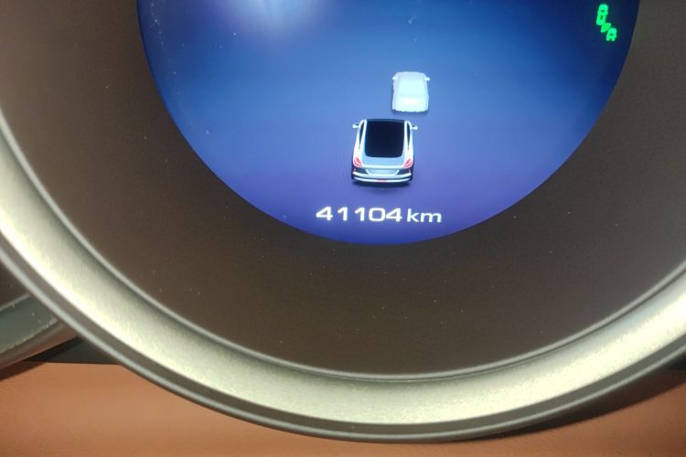 欧拉闪电猫 2022款 555km 尊贵版中控内饰15