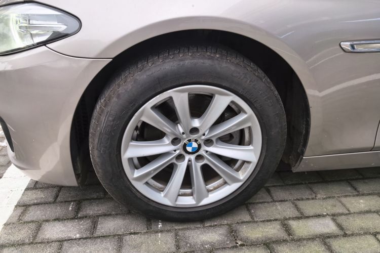 宝马5系 2017款 520Li 典雅型车身外观6007