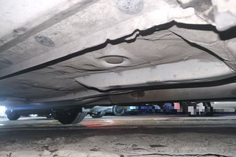 丰田 威驰FS 2019款 1.5L CVT锋驰版局部细节9001