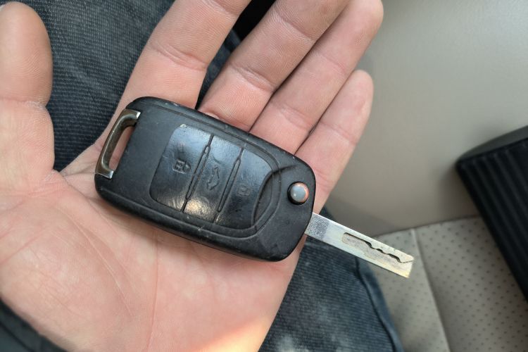 宝骏730 2016款 1.5L 手动舒适型 7座 国V中控内饰11