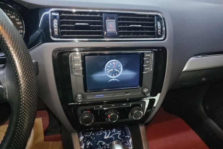 大众 速腾 2018款 1.6L 自动舒适型中控内饰16