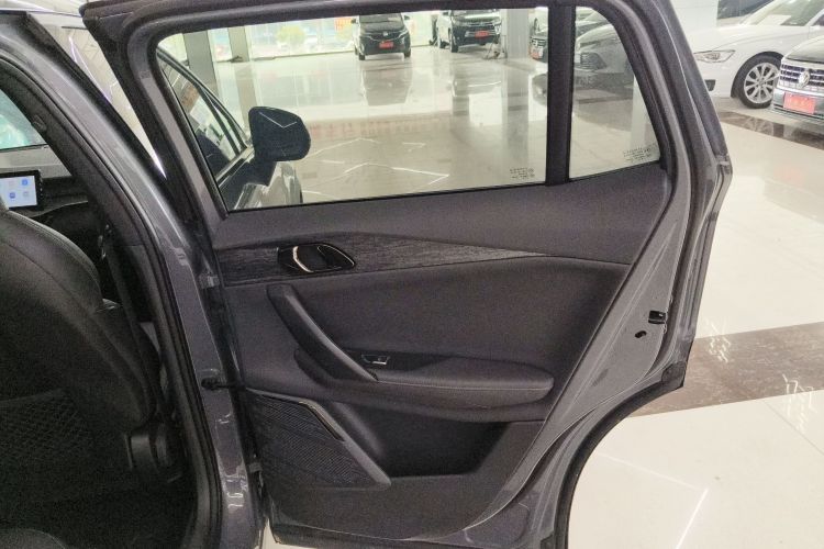 领克06 2020款 1.5T 劲Pro中控内饰7006