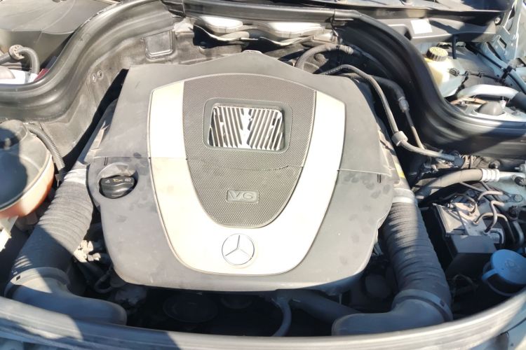 奔驰GLK级 2015款 GLK 300 4MATIC 时尚型 极致版局部细节9007