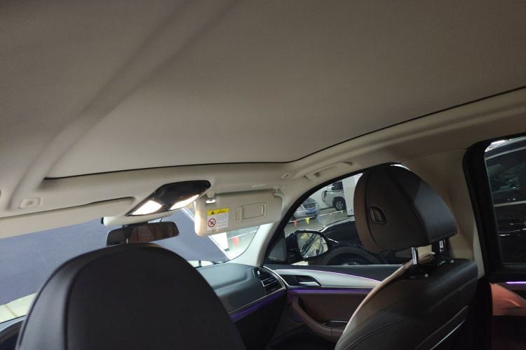 宝马iX3 2022款 创领型中控内饰22