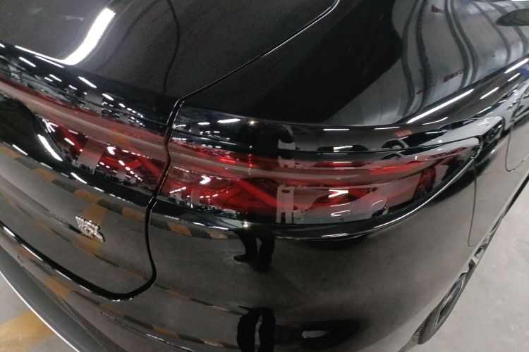 比亚迪 汉 2025款 EV 智驾版 506KM尊贵型车身外观9