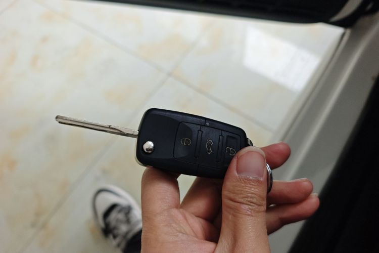 大众 朗逸 2017款 1.6L 自动风尚版中控内饰11