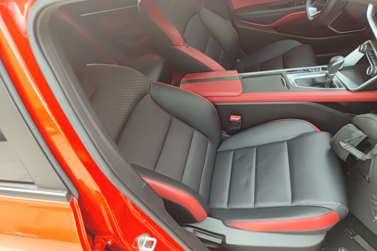 吉利汽车 缤瑞 2021款 1.4T CVT F-运动版局部细节41