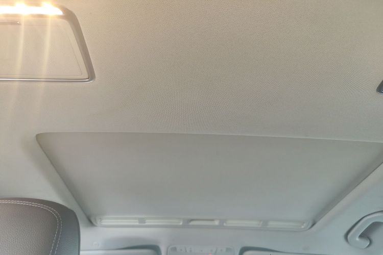 奔驰E级 2019款 E 200 L 运动型局部细节22