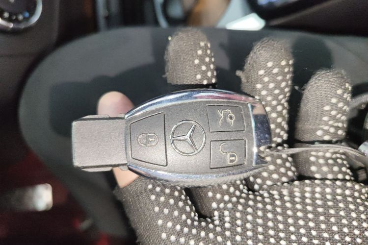 奔驰GLE轿跑 2017款 GLE 320 4MATIC 轿跑SUV中控内饰11