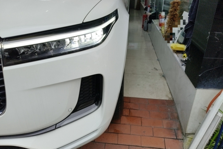 理想汽车 理想ONE 2021款 增程6座版局部细节36