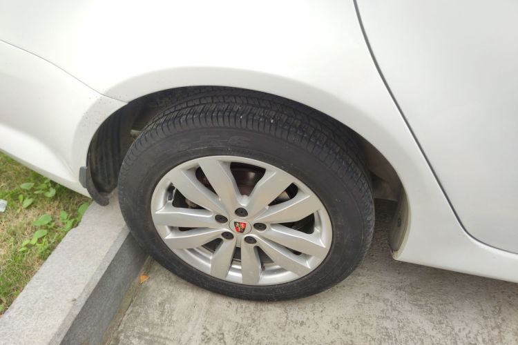 荣威350 2014款 1.5L 自动迅悦版车身外观6008