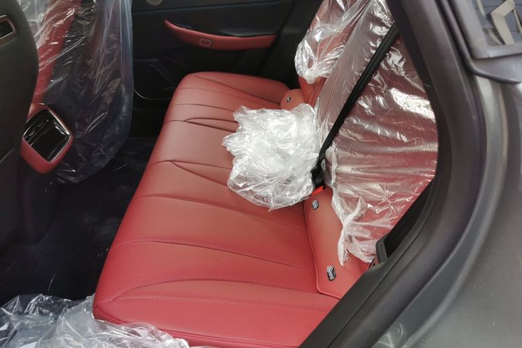 星途 星纪元 ES 2025款 增程 Pro 高速辅助驾驶中控内饰7004