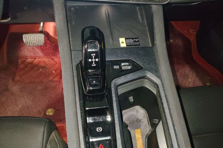 领克03 2023款 1.5TD DCT劲Pro中控内饰18