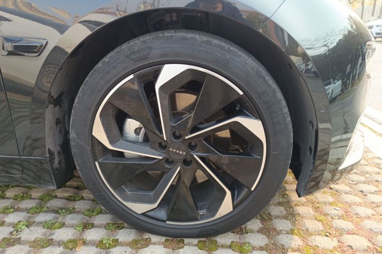 极氪001 2022款 超长续航单电机 WE版车身外观10