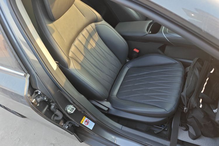 长安 逸动 2024款 1.5T GDI自动 旗舰型局部细节41