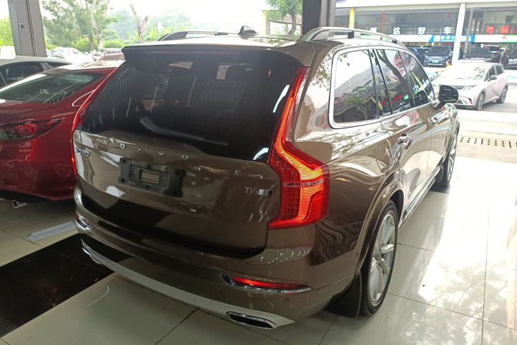 沃尔沃XC90 2018款 T6 智雅版 7座车身外观7