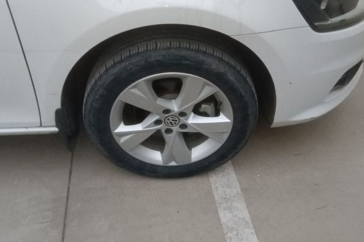 大众 宝来 2015款 质惠版 1.6L 自动舒适型车身外观10