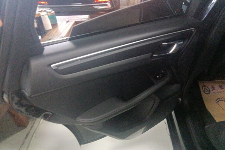 保时捷 2021款 Macan 2.0T中控内饰49