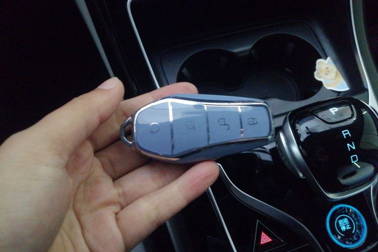 比亚迪 秦PLUS 2023款 冠军版 EV 420KM领先型中控内饰11