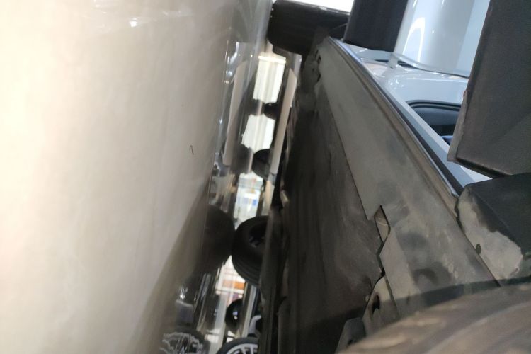 沃尔沃XC40 2025款 B4 四驱智远豪华版局部细节9001