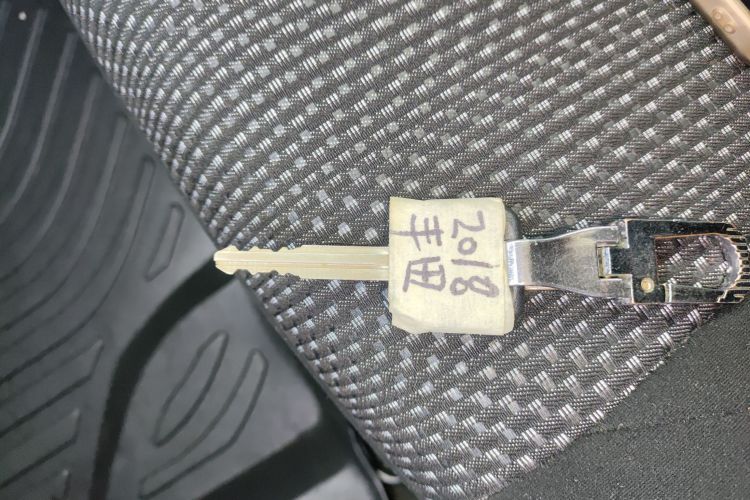 丰田 威驰 2017款 1.3L 手动前行版中控内饰11