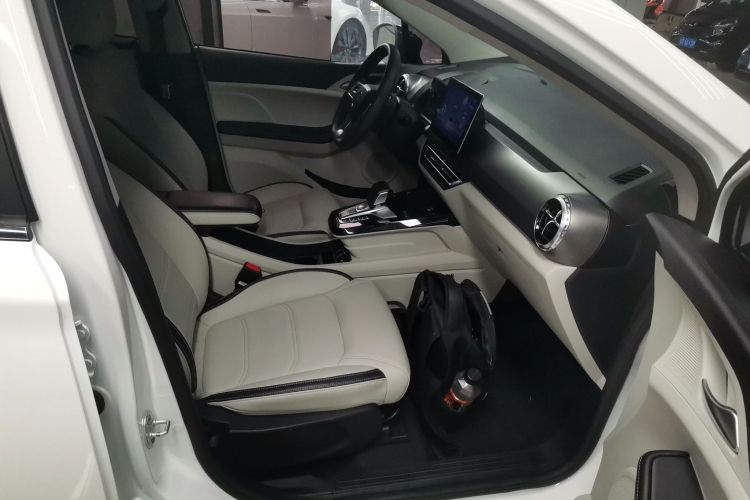 比亚迪 元Pro 2021款 一生一世版局部细节41