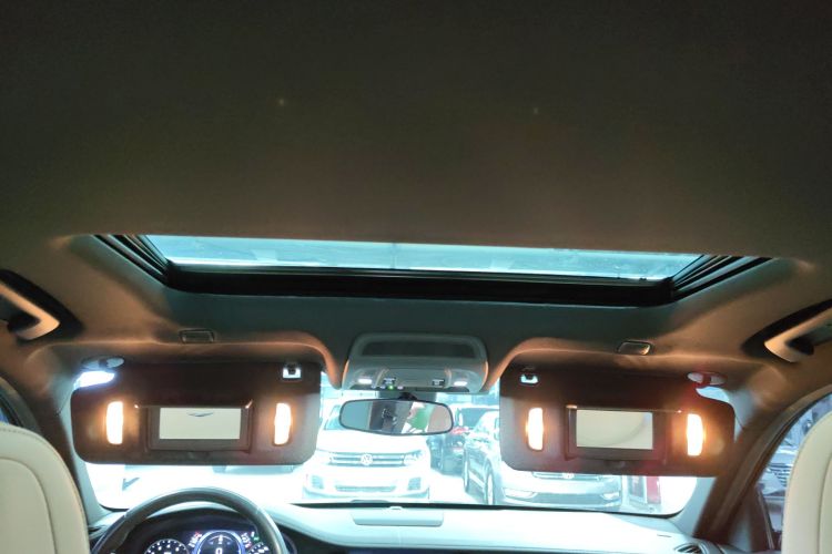 凯迪拉克CT6 2021款 28T 时尚型局部细节22