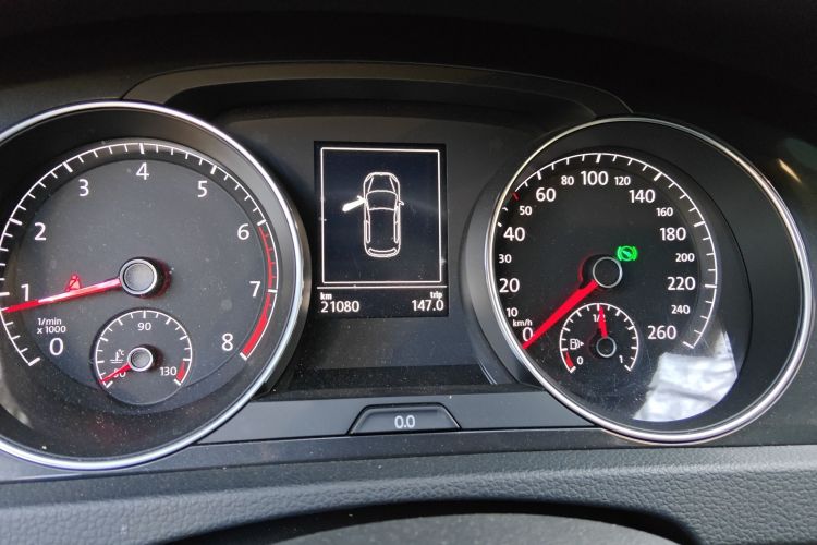 大众 高尔夫 2017款 230TSI 自动豪华百万辆纪念版中控内饰14