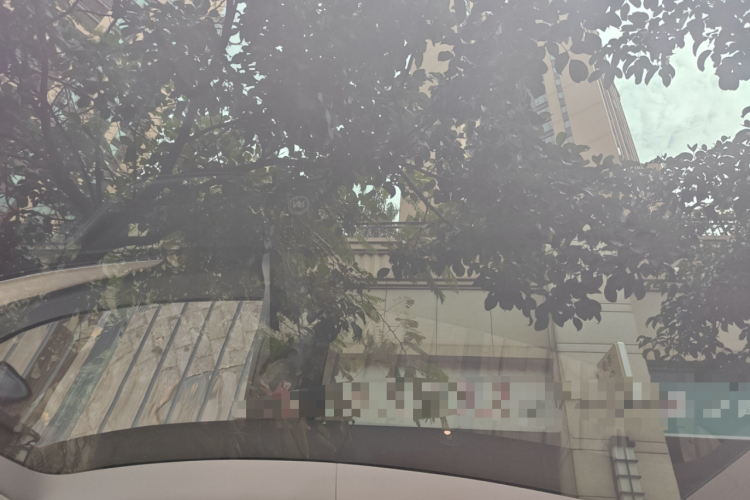 特斯拉 Model Y 2022款 长续航全轮驱动版局部细节22