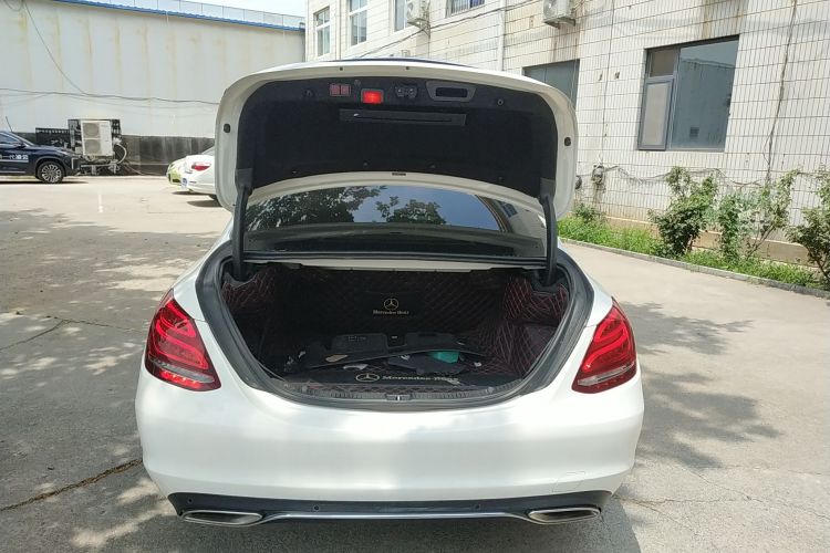 奔驰C级 2015款 C 200 L 4MATIC局部细节23