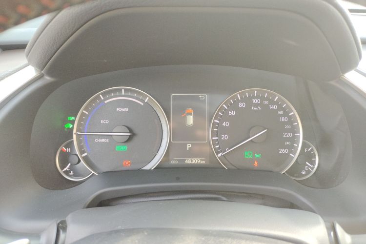 雷克萨斯RX 2020款 改款 450hL 四驱典雅版7座中控内饰14