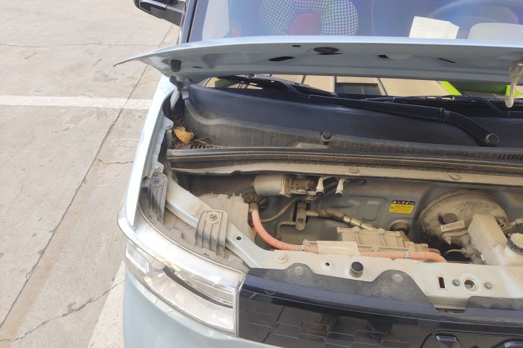 五菱汽车 宏光MINIEV 2020款 自在款 磷酸铁锂局部细节9005