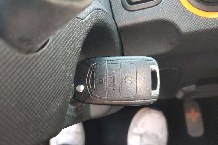 五菱汽车 宏光MINIEV 2022款 自在款 磷酸铁锂中控内饰11