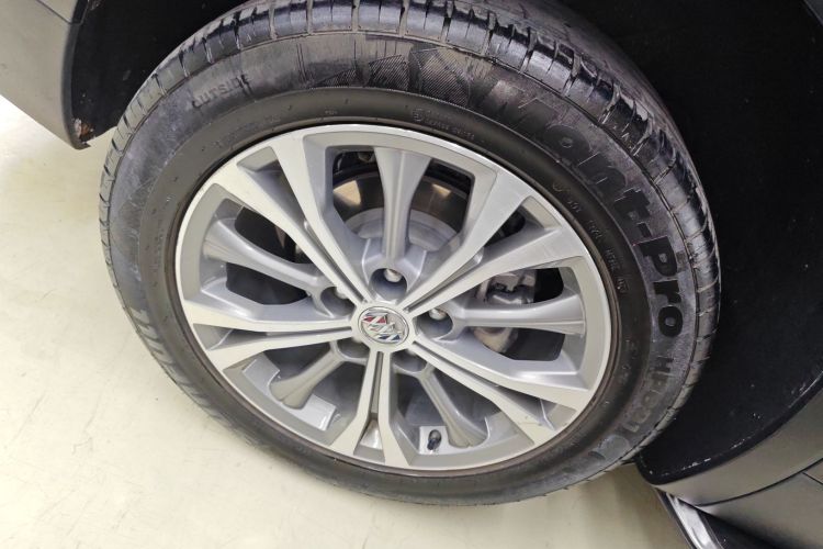 别克 2022款 昂科威Plus 552T 五座豪华型车身外观56