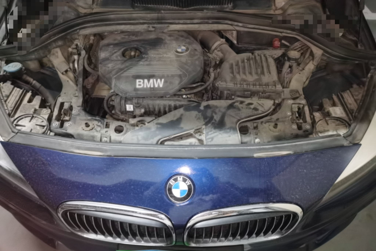 宝马2系多功能旅行车 2015款 218i 领先型局部细节24