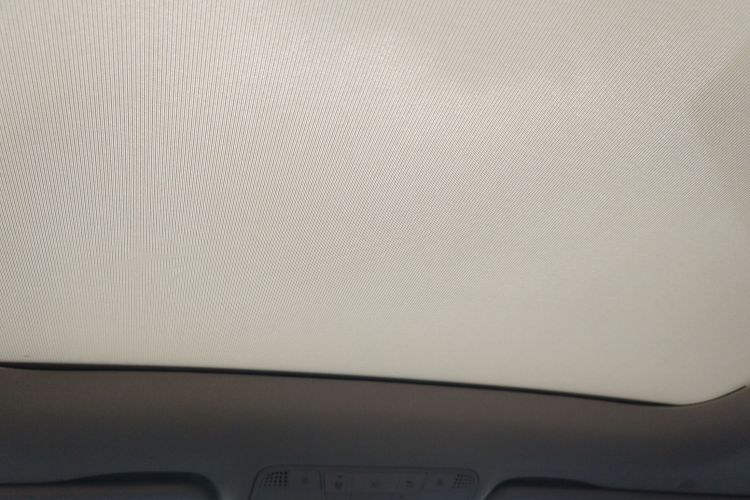 奔驰C级 2019款 改款 C 260 L 运动版局部细节22