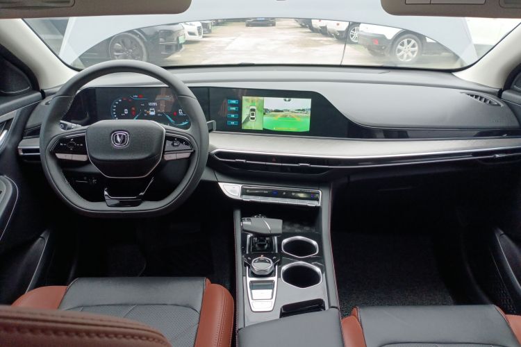 长安 逸动 2024款 PLUS 蓝鲸NE 1.4T GDI DCT高能版中控内饰7002