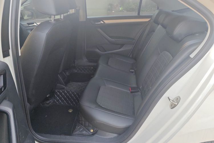 大众 捷达 2017款 1.5L 自动舒适型中控内饰21